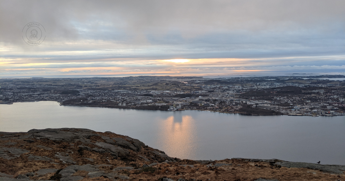 Topo da montanha Dalsnuten, Noruega